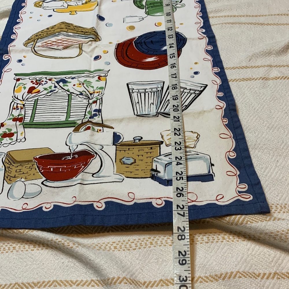 Longaberger Retro Kitchen Hand Towel with Blue Border - Picture 8 of 10